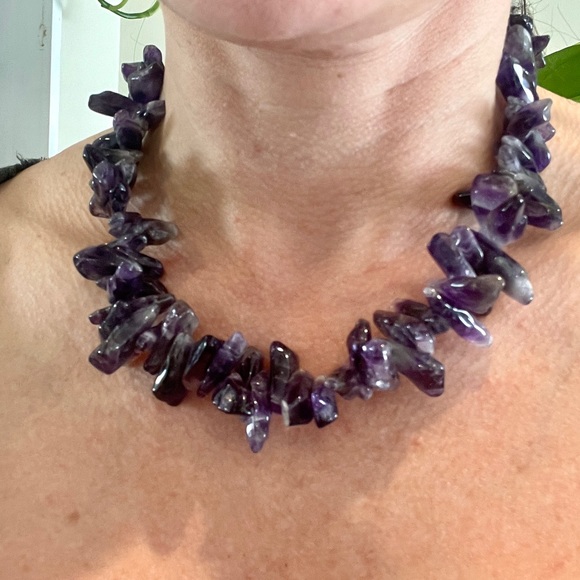 chunky Nauruan Amethyst necklace with Sterling silver clasp - Picture 8 of 10